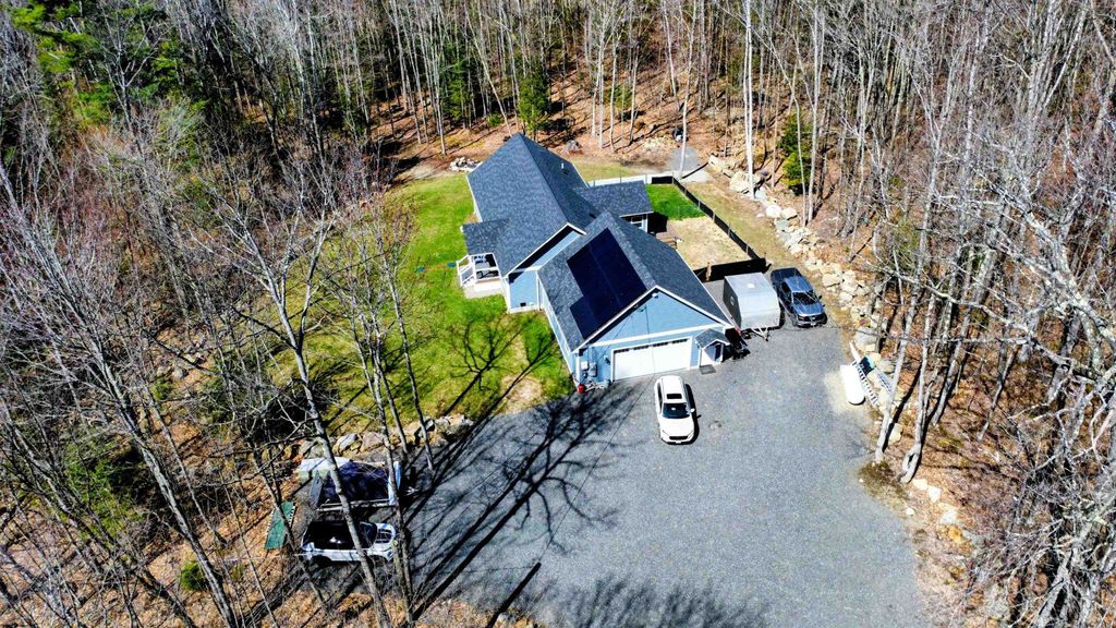 Photo of 15 Wildcat Drive, Haverhill, NH 03785 (MLS # 5085725)