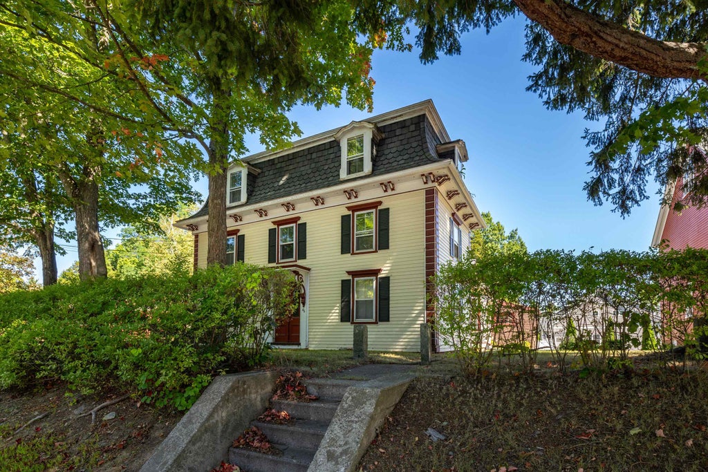 Photo of 46 BACK RIVER Road, Dover, NH 03820 (MLS # 5111811)