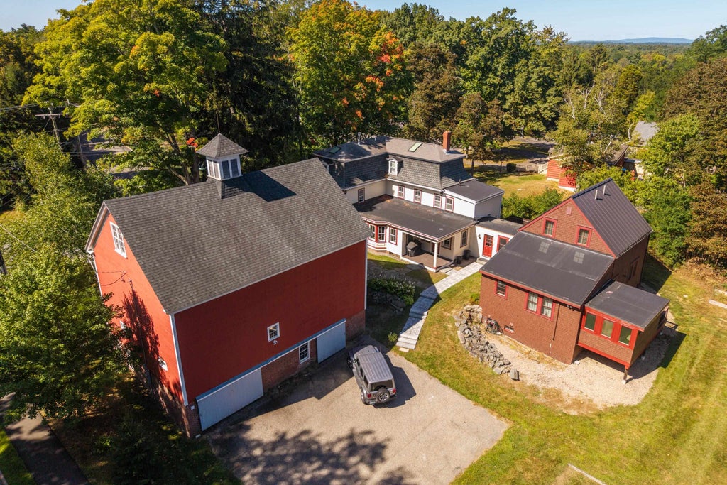 Photo of 46 BACK RIVER Road, Dover, NH 03820 (MLS # 5111811)