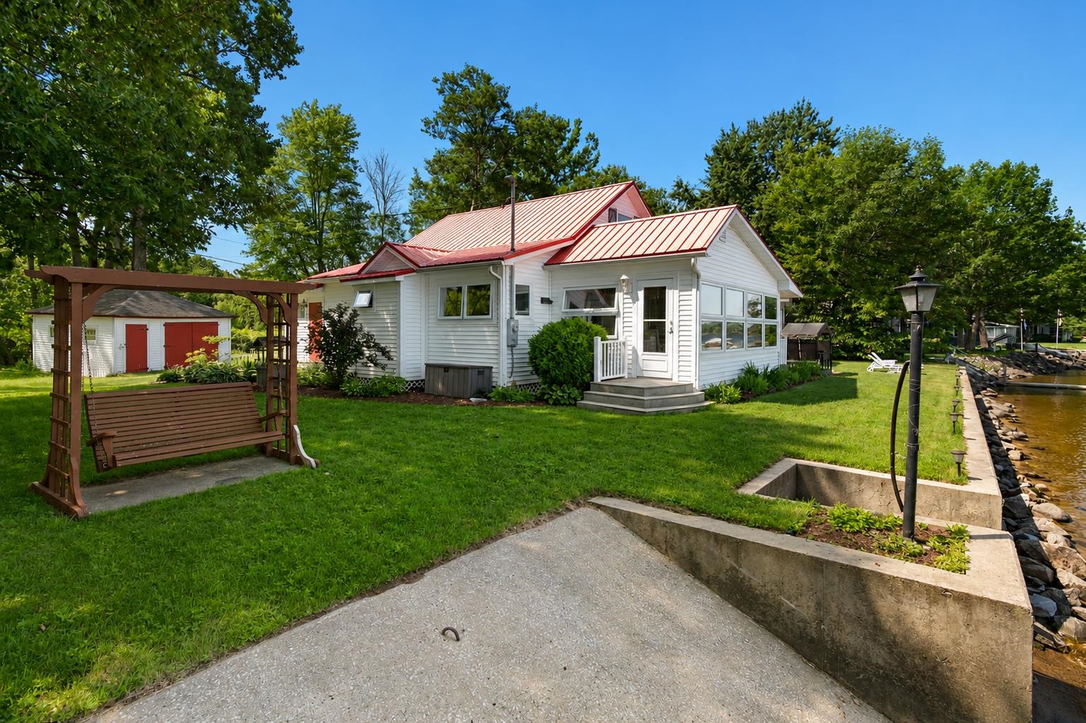 43 Sandy Point Road