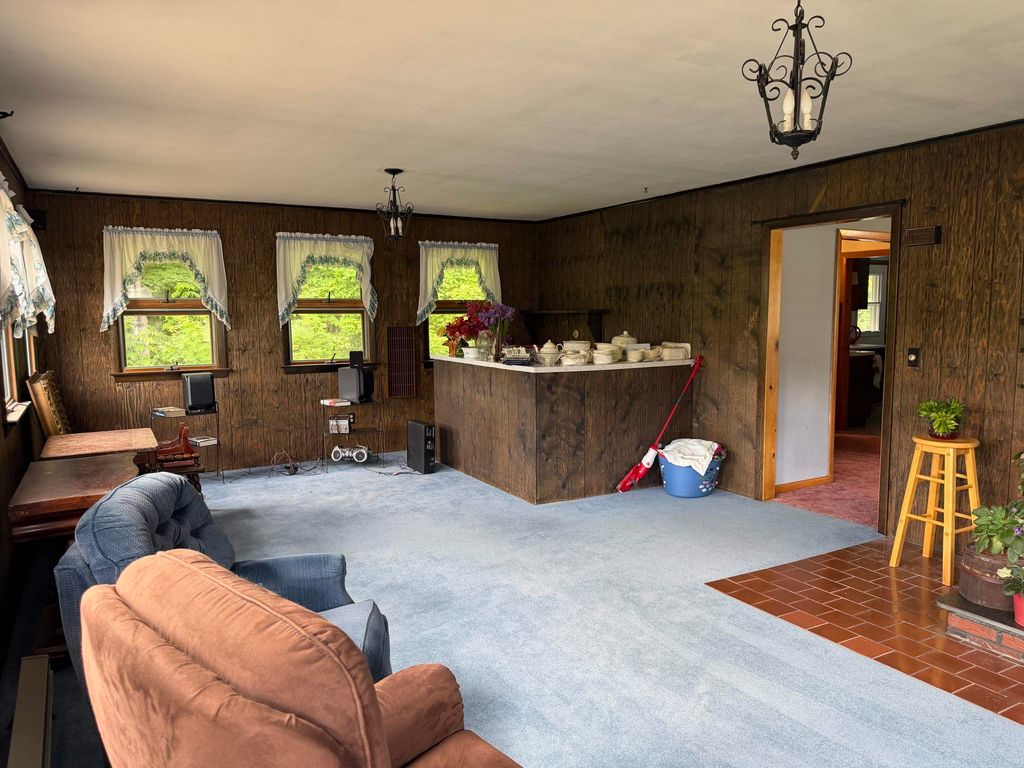 Photo of 29 Mansion Hill Drive, Lincoln, NH 03251 (MLS # 5095777)