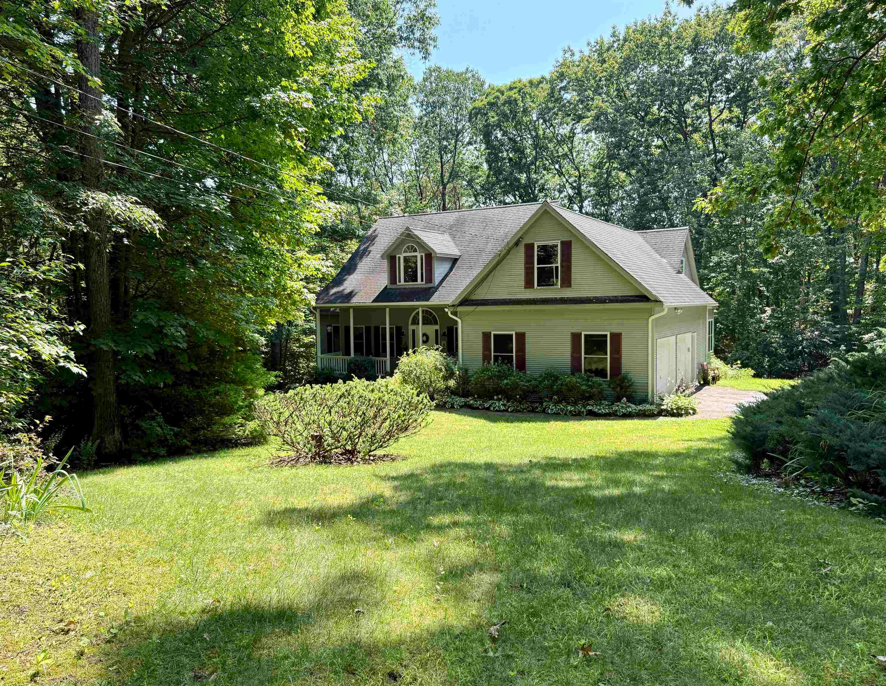14 Fieldstone Drive