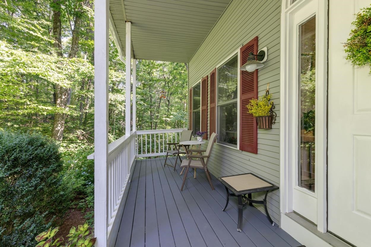 14 Fieldstone Drive
