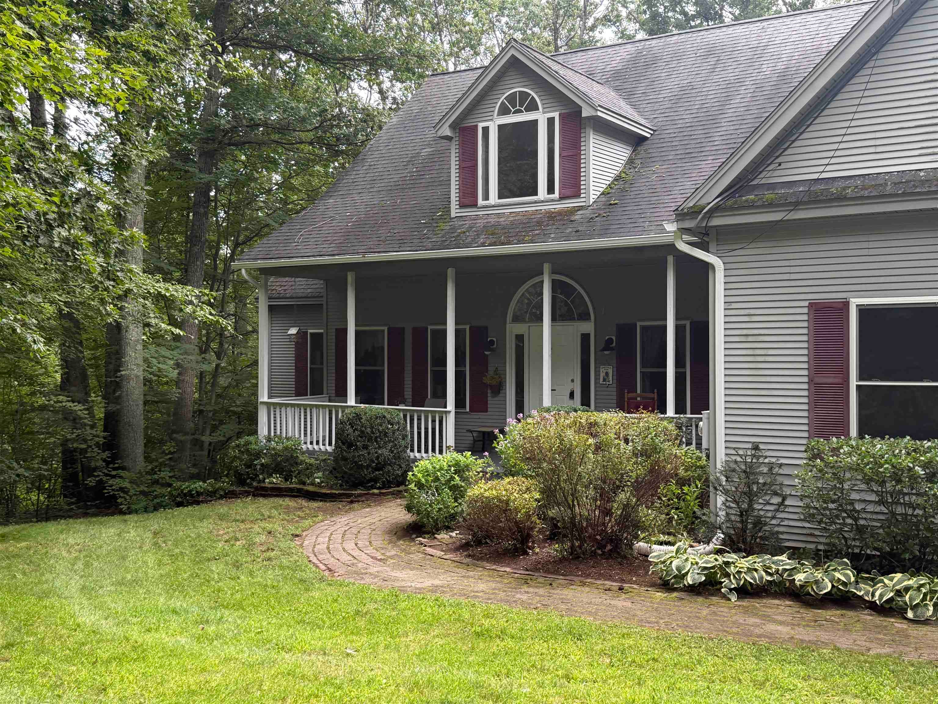 14 Fieldstone Drive