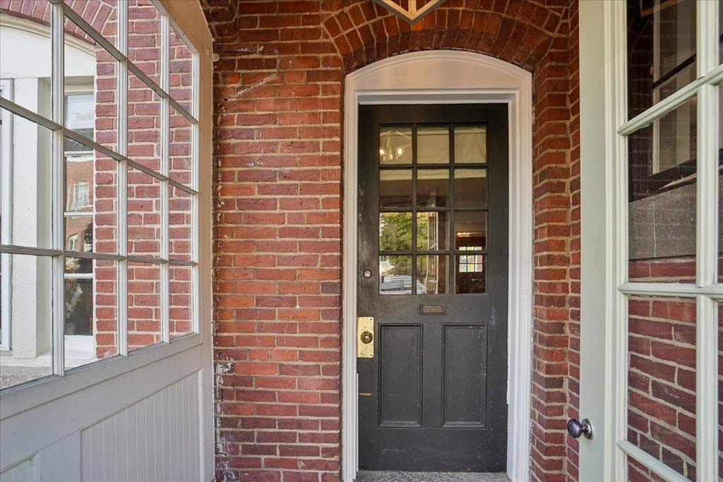 Photo of 657 Canal Street, Manchester, NH 03101 (MLS # 5112456)