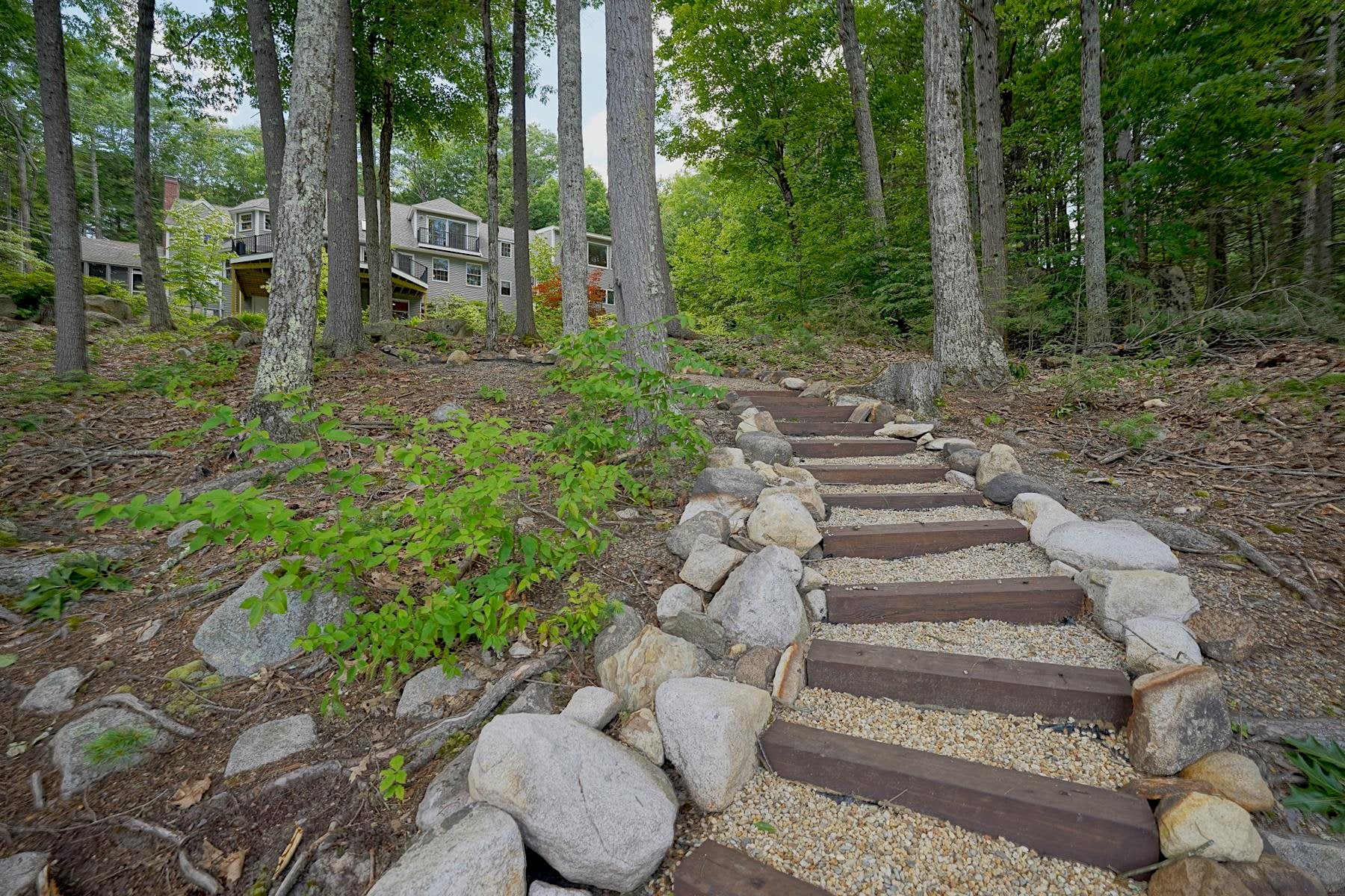 30 Mendums Landing Road