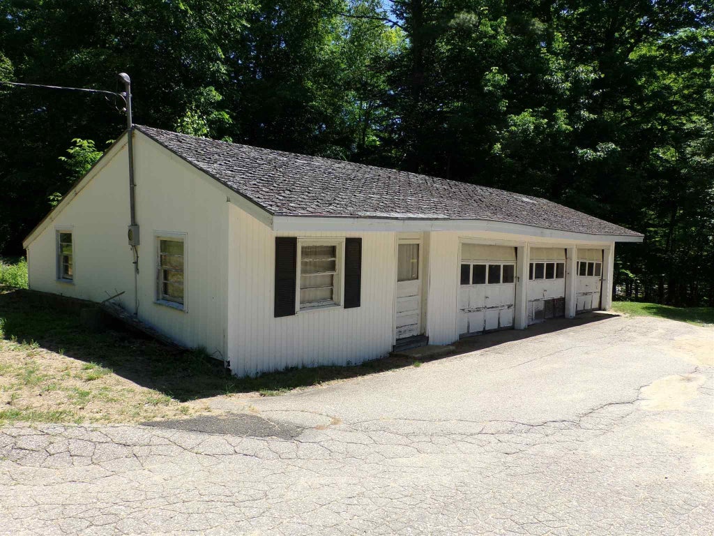 Photo of 108 Cherry Valley Road #4, Gilford, NH 03249 (MLS # 5101824)
