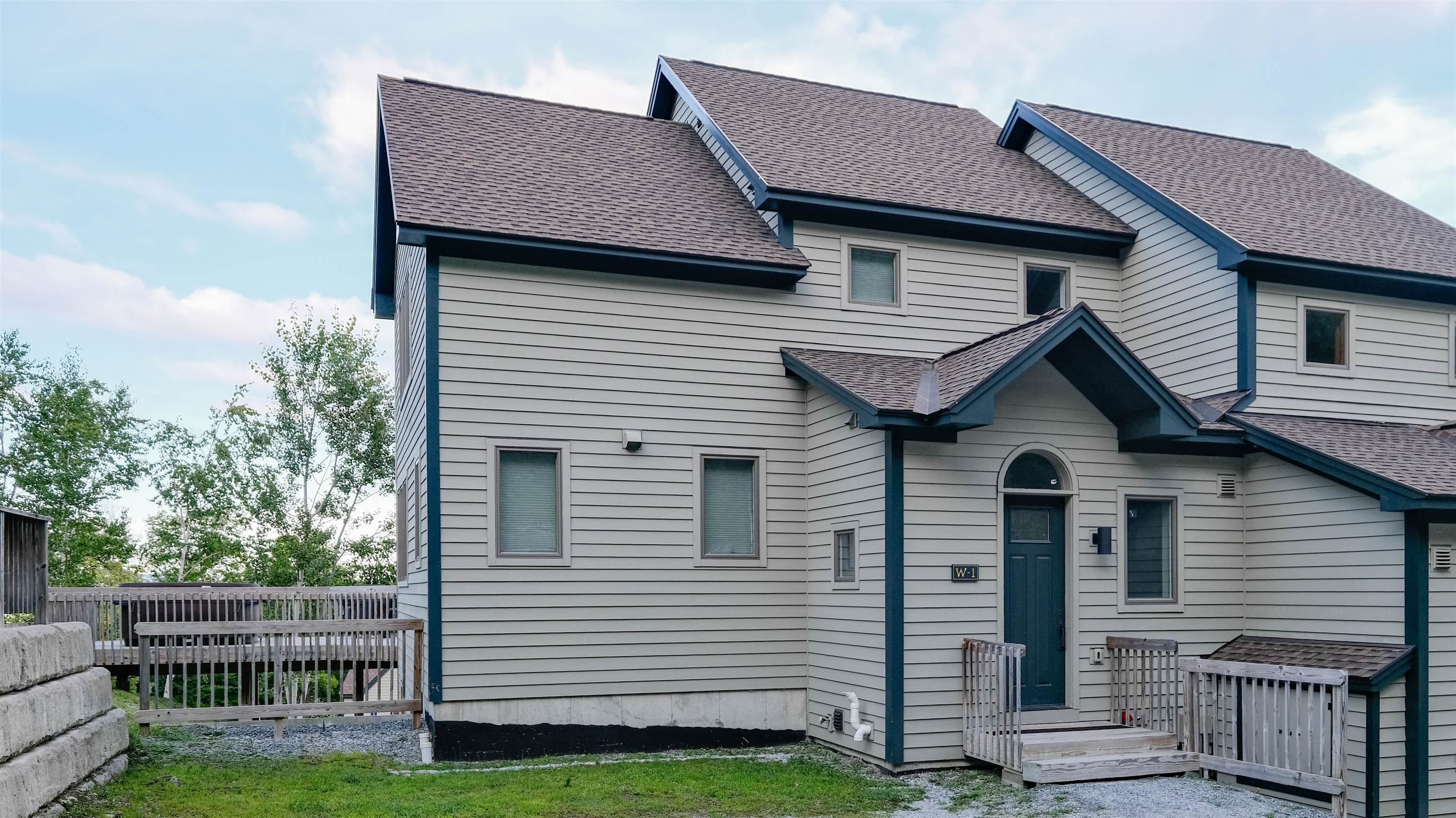34 Ridgeview Road W1