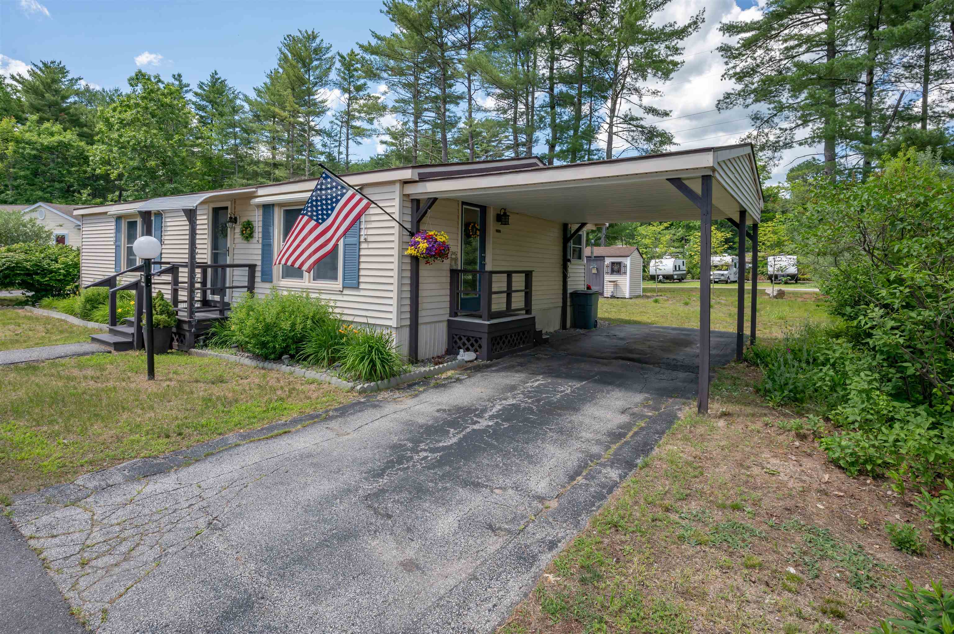 30 Country Way