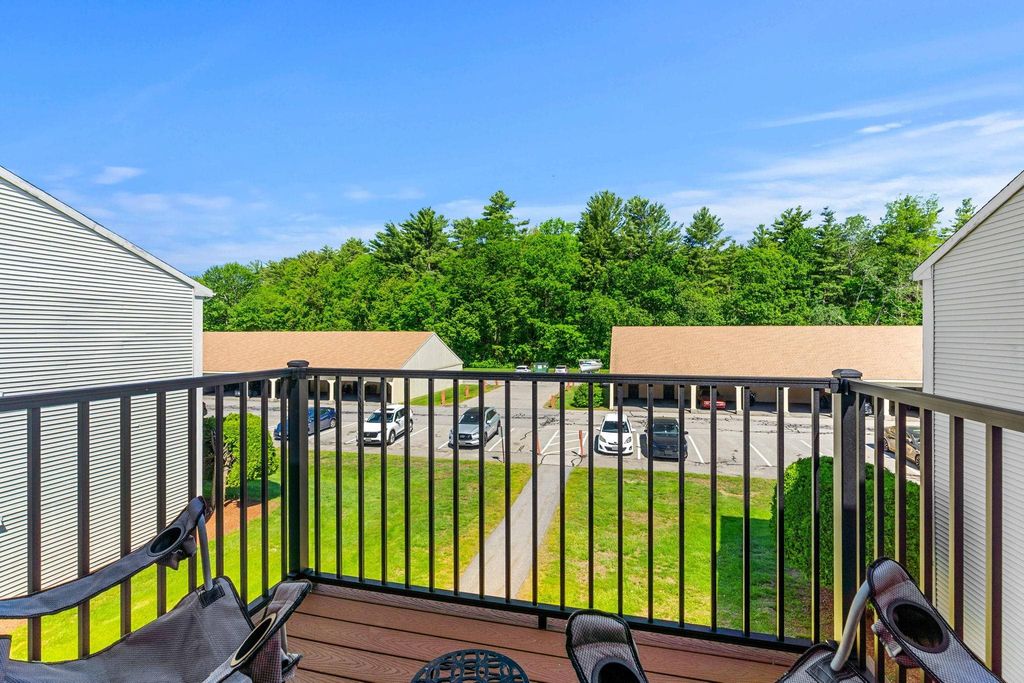 Photo of 2009 White Cedar Boulevard, Portsmouth, NH 03801 (MLS # 5093272)