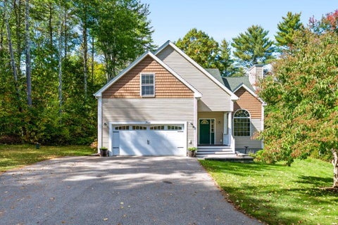 Photo of 4 Winding Brook Drive, Dover, NH 03820 (MLS # 5113212)