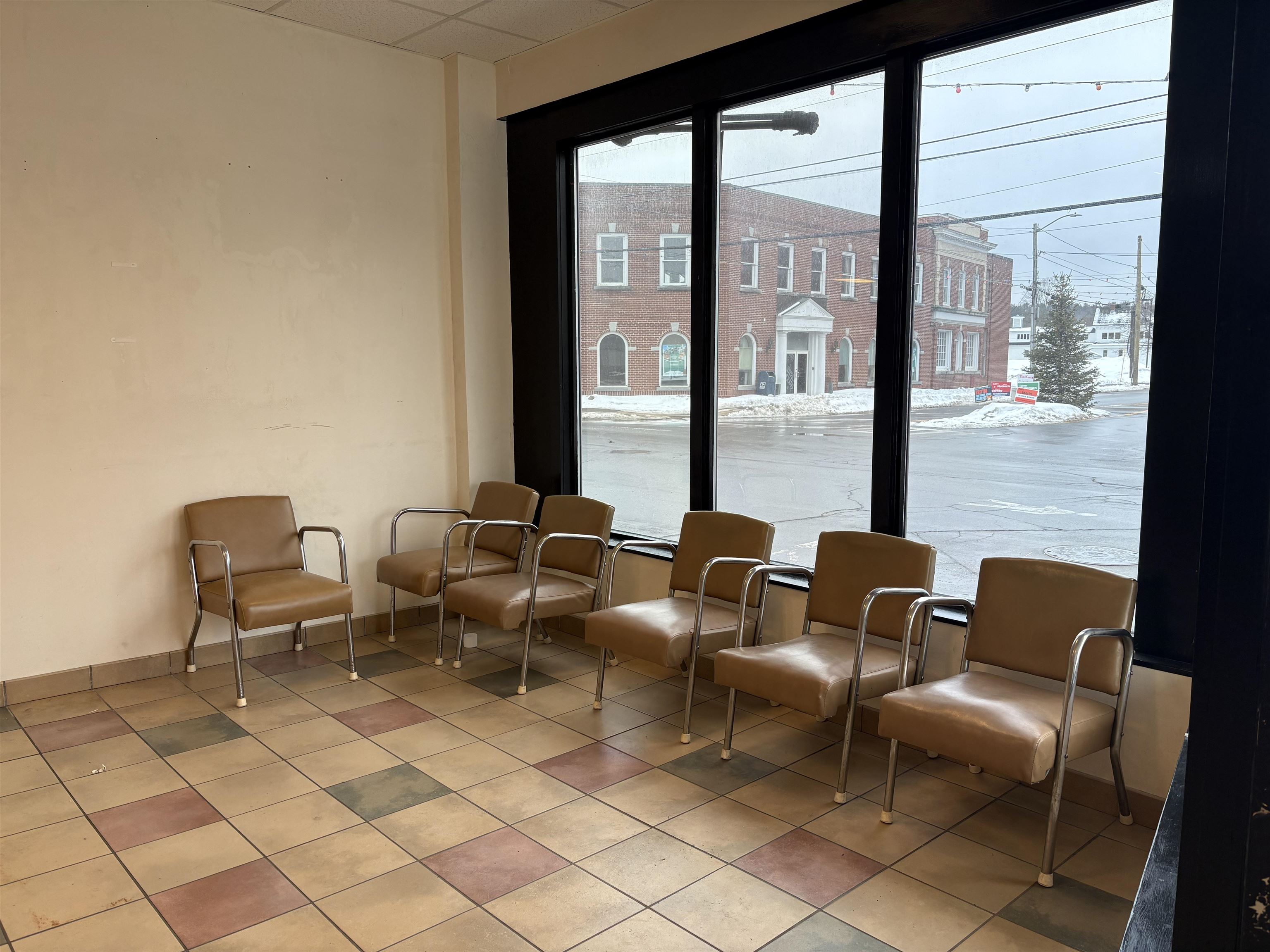445 Main Street