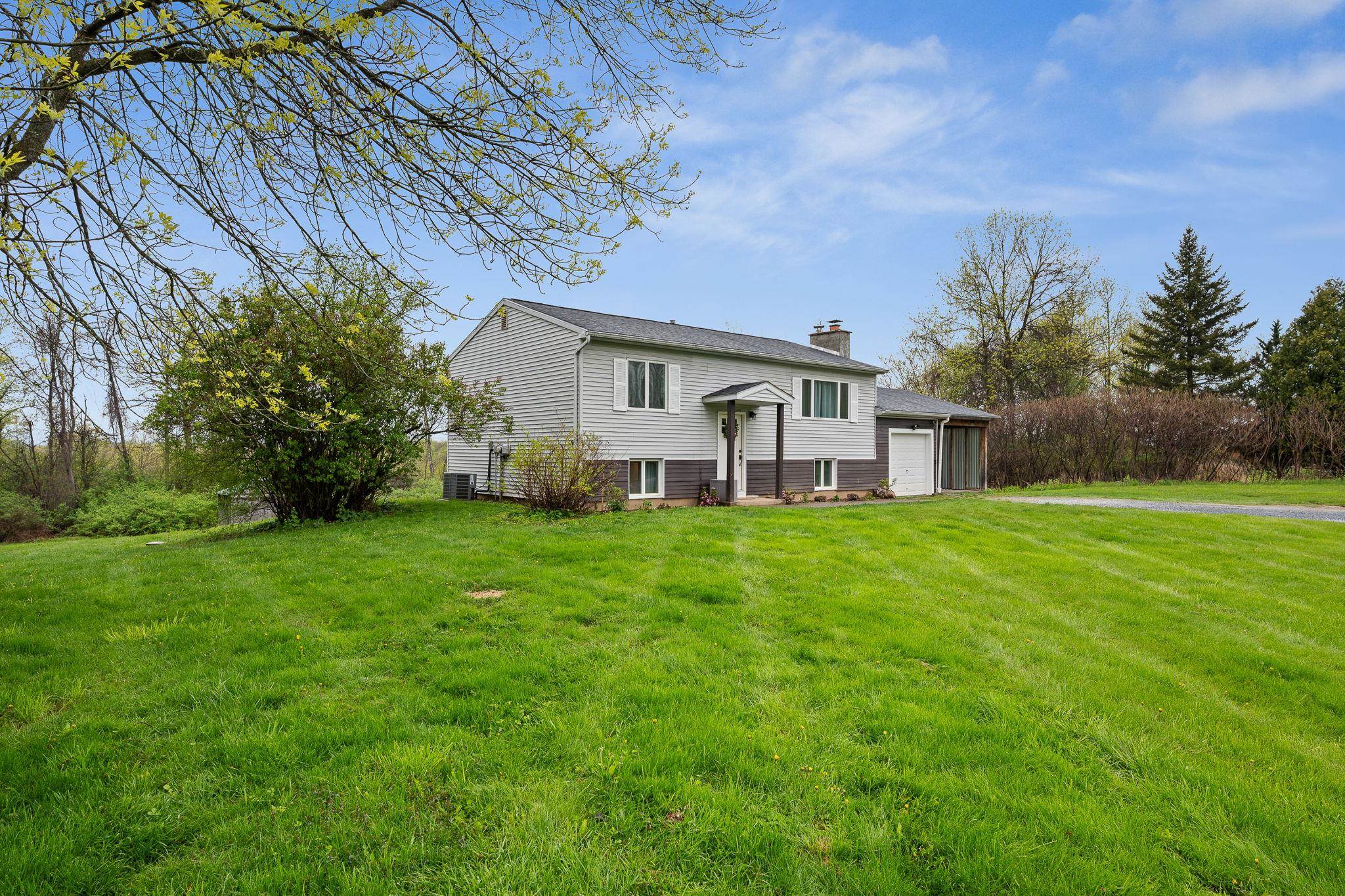 263 Lynrick Acres - Photo 2