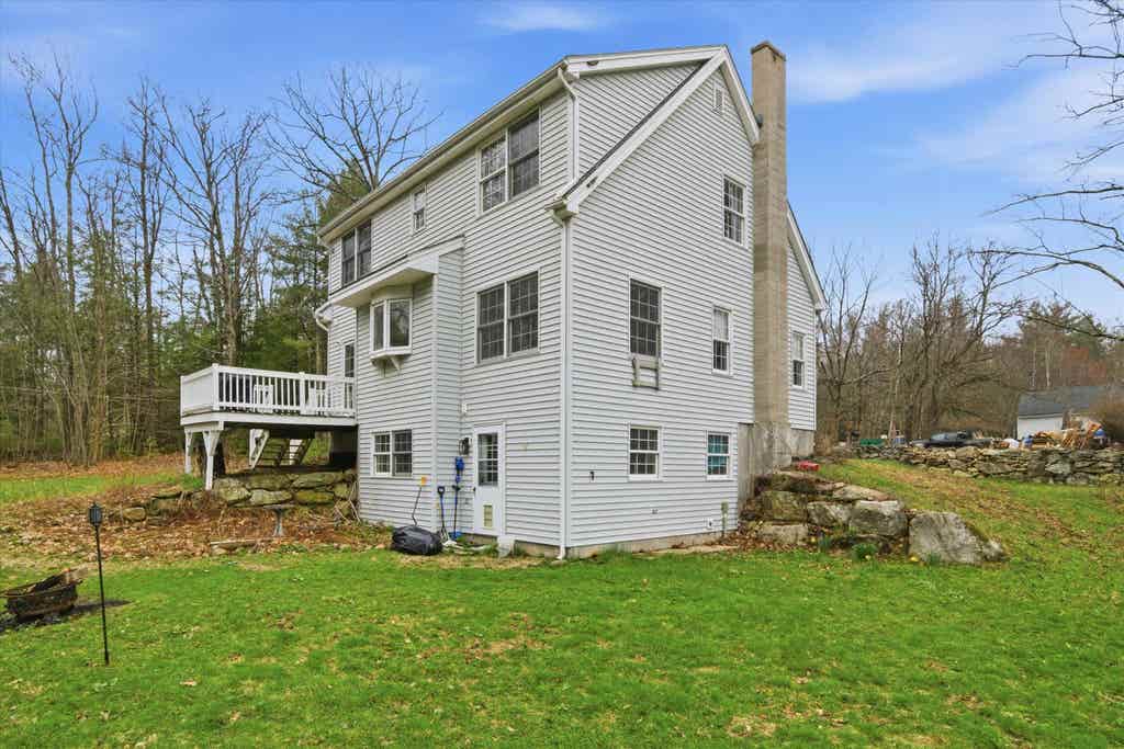 Photo of 10 Upton Road, Mont Vernon, NH 03057 (MLS # 5084558)
