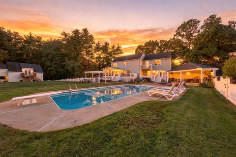 Photo of 15 Smith Corner Road, Plaistow, NH 03865 (MLS # 5113498)