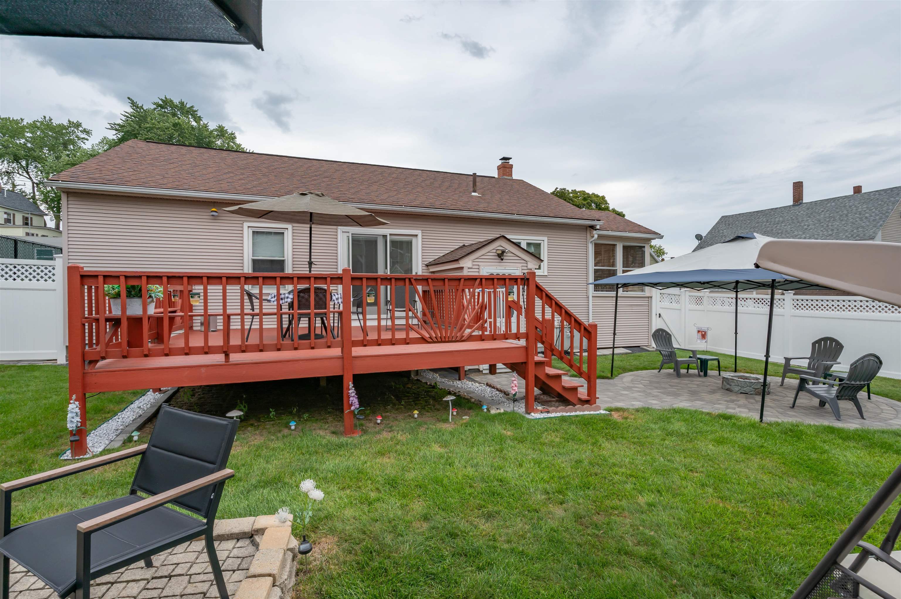 16 Lessard Street