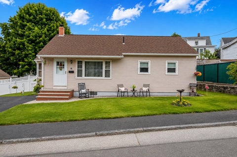 Photo of 16 Lessard Street, Nashua, NH 03064 (MLS # 5106261)