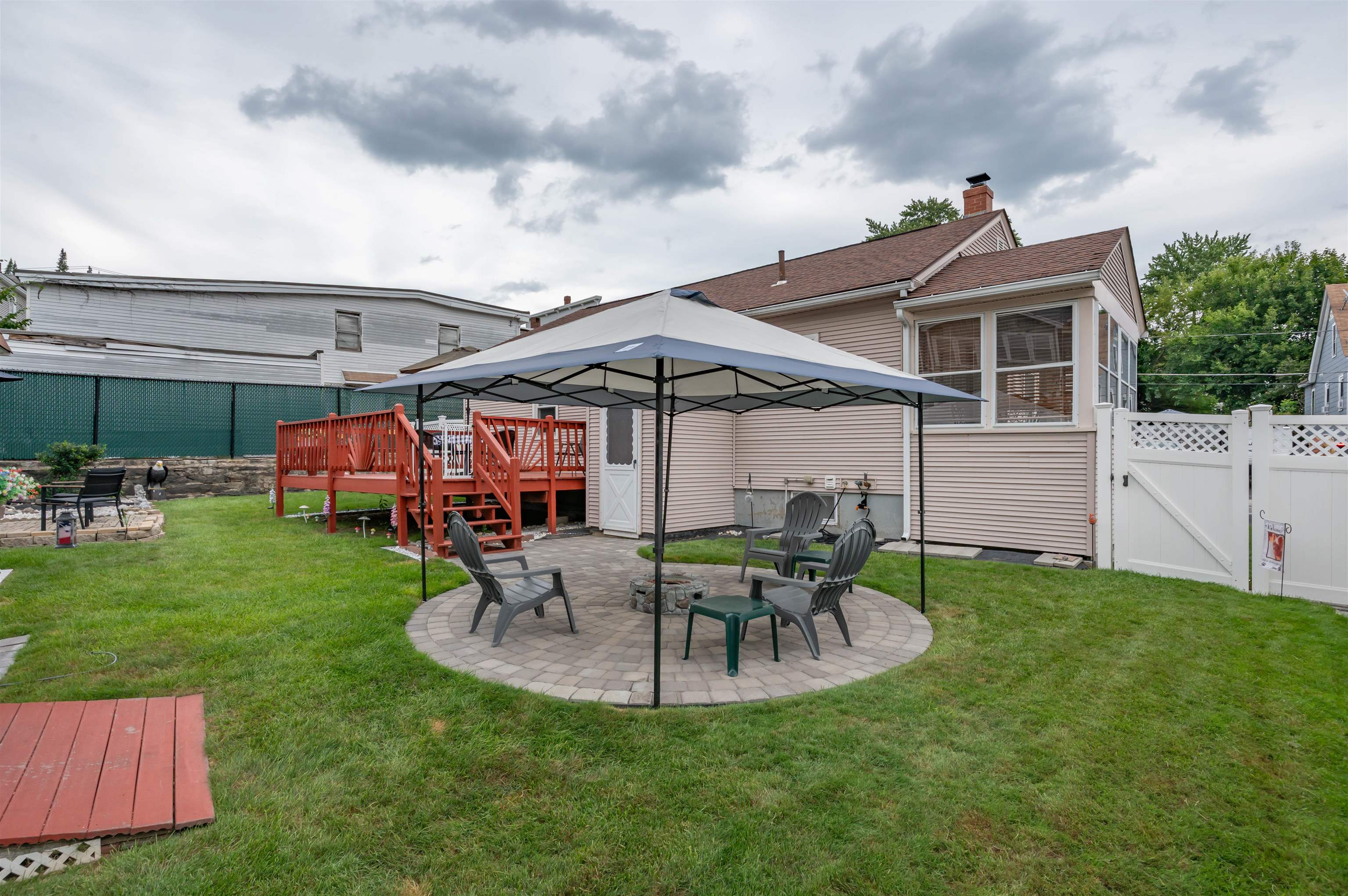 16 Lessard Street