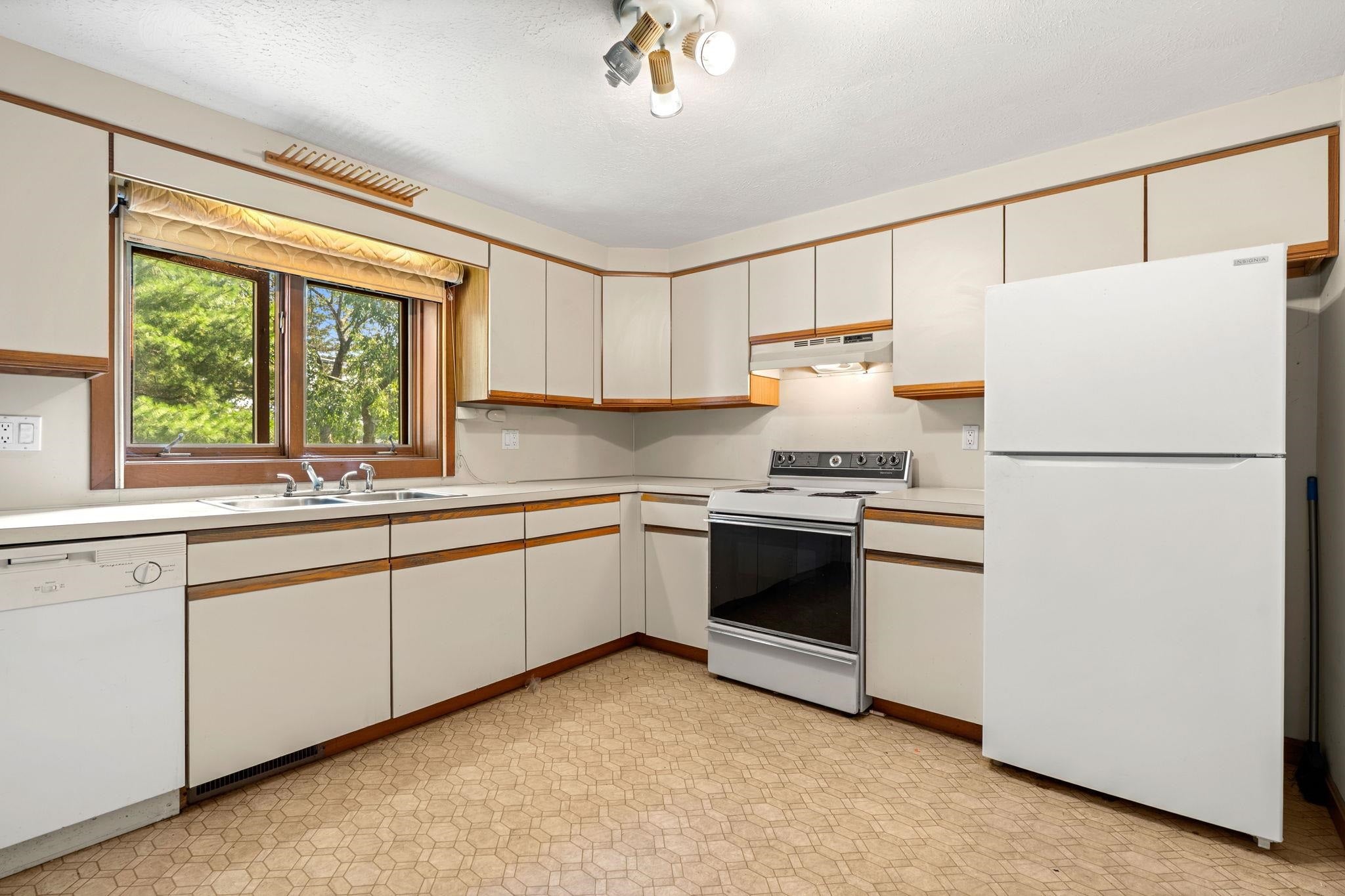5 Tsienneto Road 152