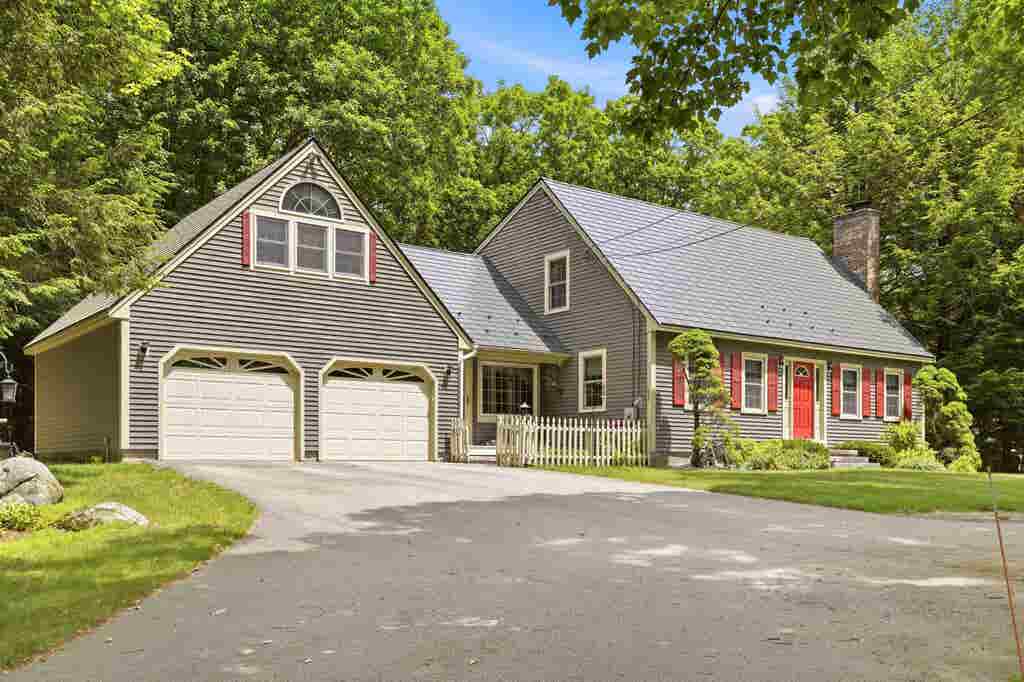 Photo of 66 Whipplewill Road, New Boston, NH 03070 (MLS # 5094550)