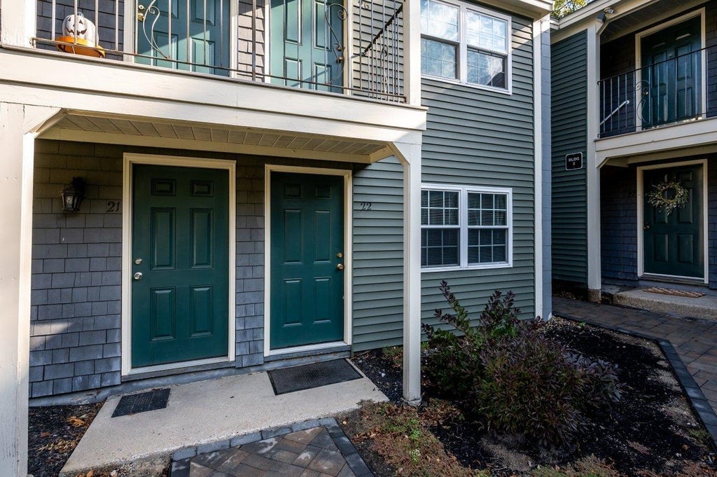 Photo of 22 Cricket Brook, Dover, NH 03820 (MLS # 5114106)