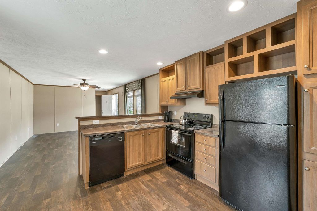 Photo of 68 Barberry Lane, Raymond, NH 03077 (MLS # 5094821)