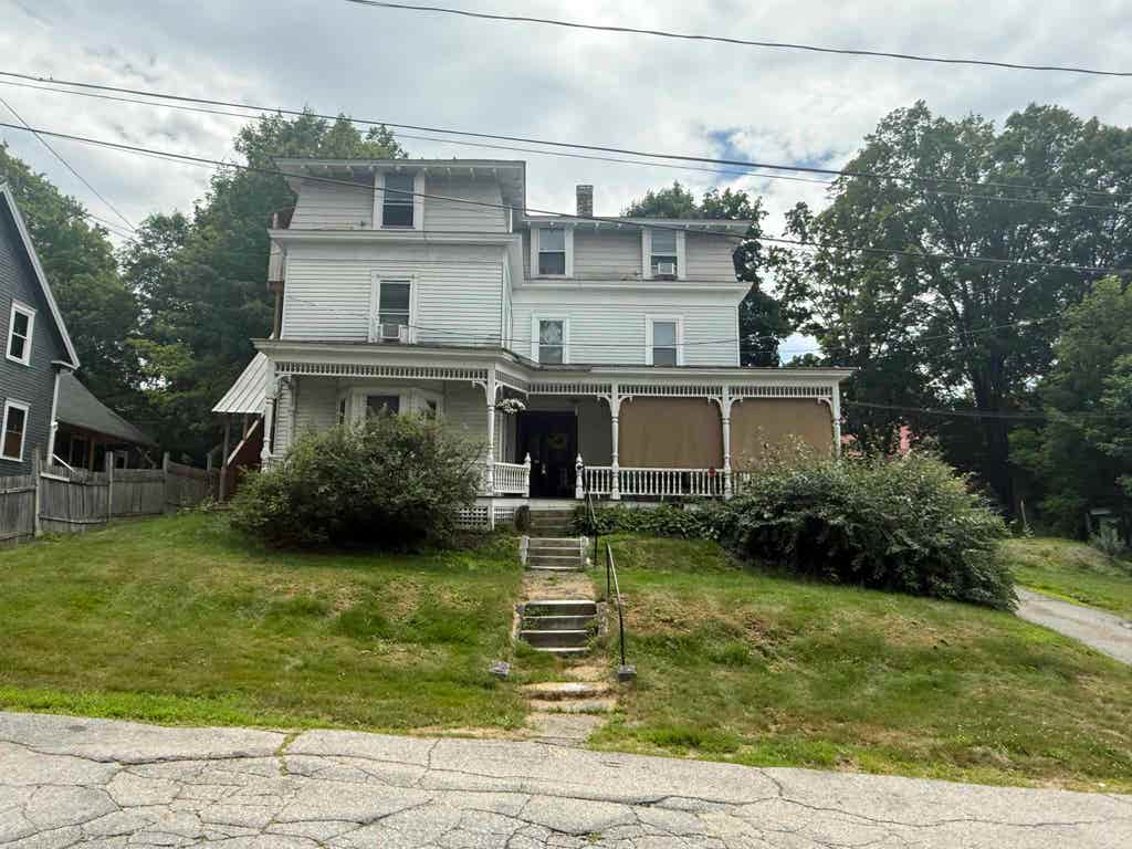 Photo of 31 Pleasant Street #1, Franklin, NH 03235 (MLS # 5104296)