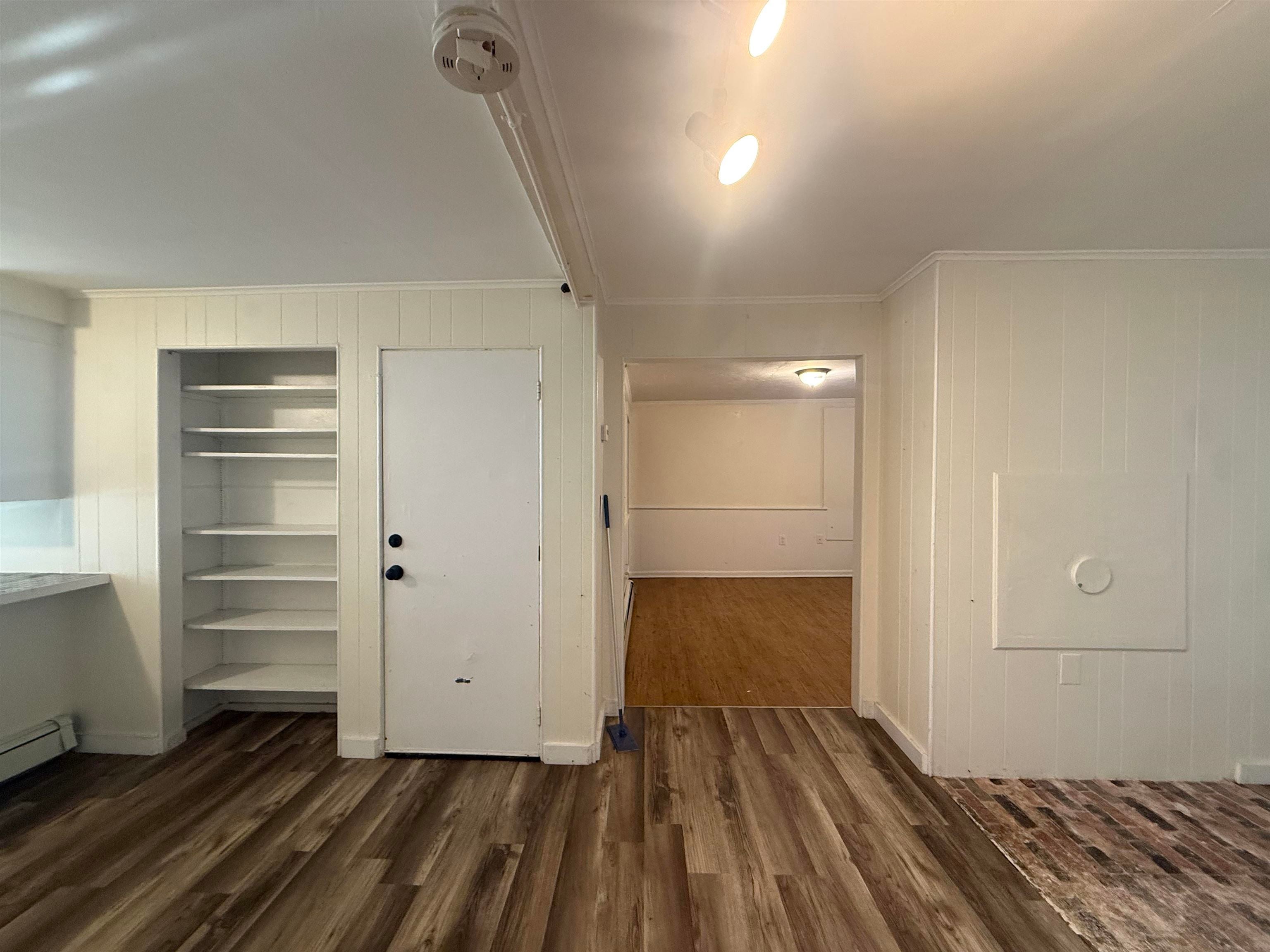31 Pleasant Street 1