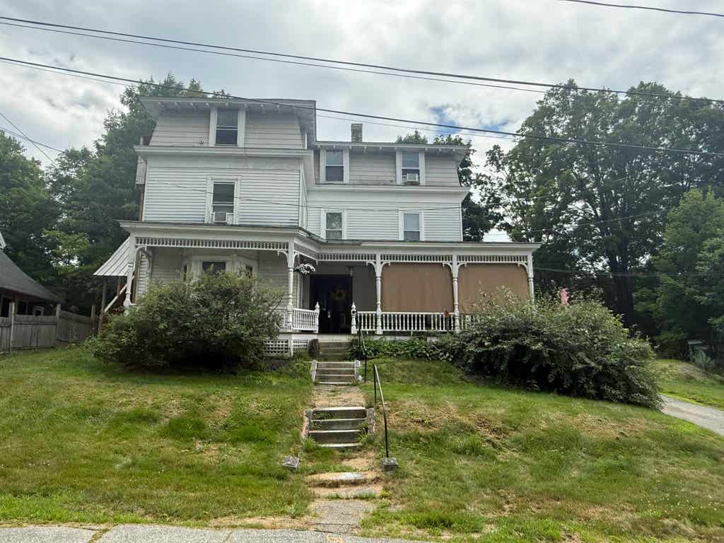 Photo of 31 Pleasant Street #1, Franklin, NH 03235 (MLS # 5104296)
