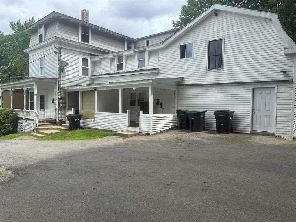 Photo of 31 Pleasant Street #1, Franklin, NH 03235 (MLS # 5104296)