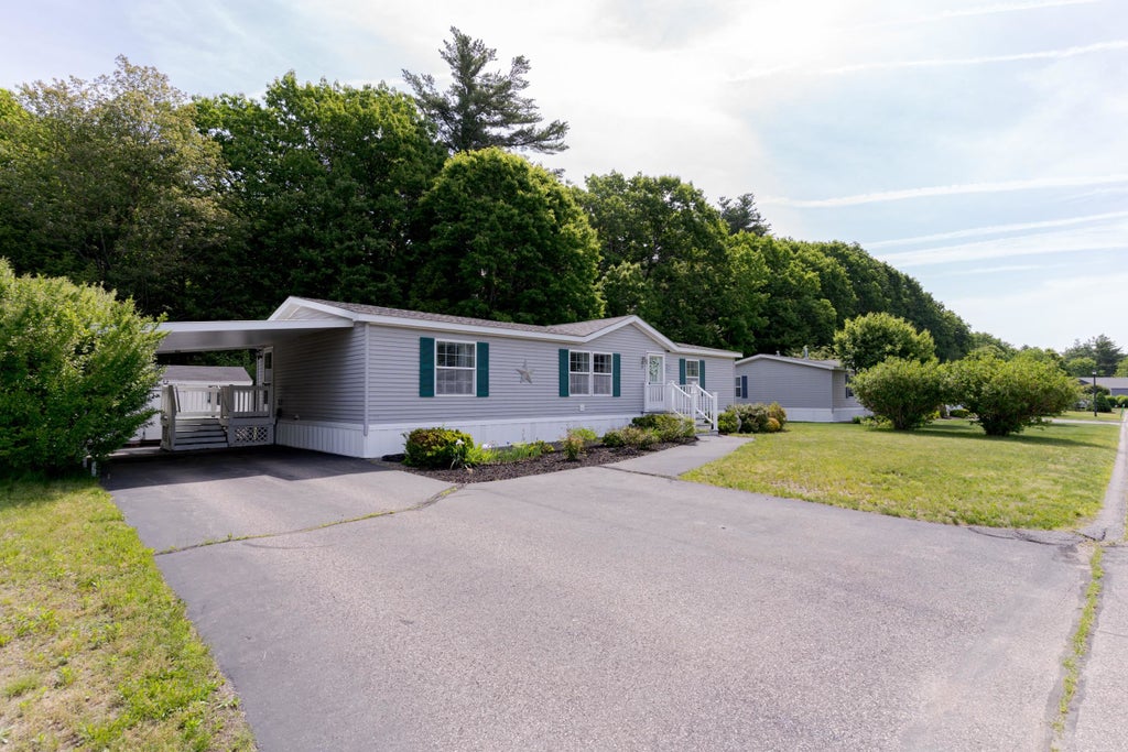 Photo of 48 Constitution Way, Dover, NH 03820 (MLS # 5093603)
