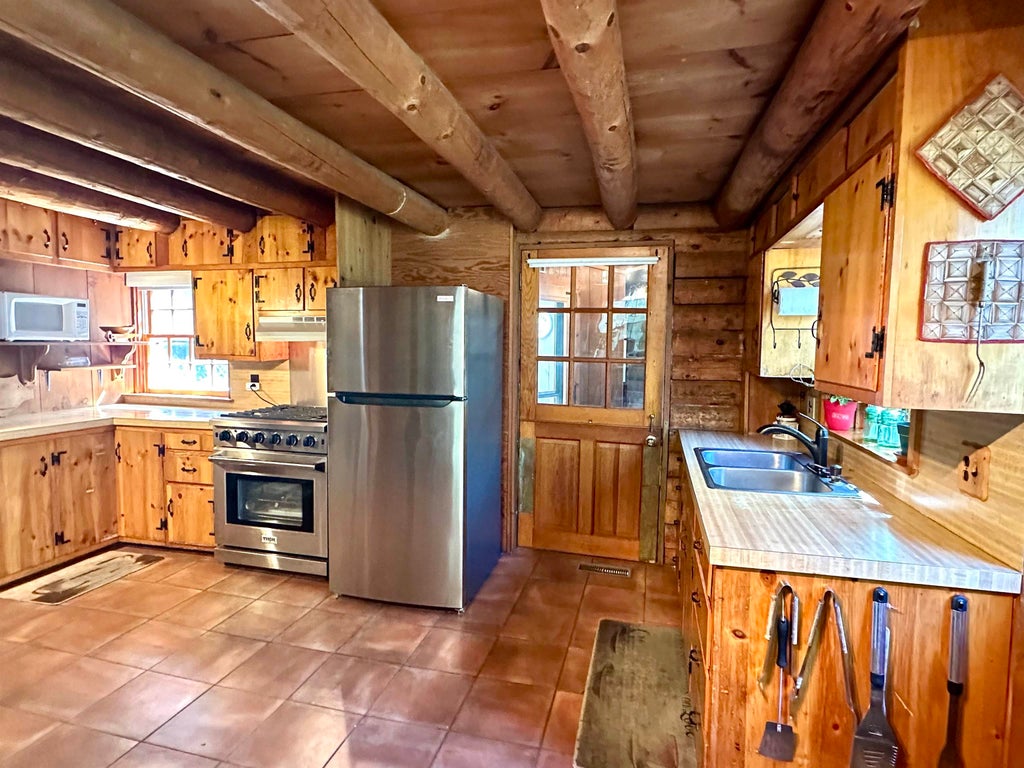 Photo of 115 French Road E, Sutton, NH 03287 (MLS # 5109377)