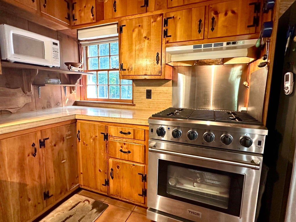 Photo of 115 French Road E, Sutton, NH 03287 (MLS # 5109377)