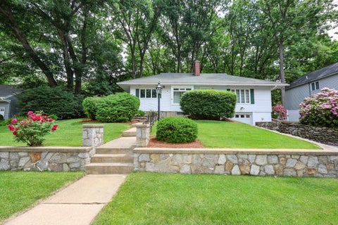 Photo of 41 Bruce Road, Manchester, NH 03104 (MLS # 5095064)