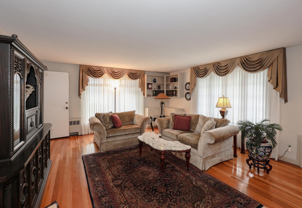 Photo of 41 Bruce Road, Manchester, NH 03104 (MLS # 5095064)