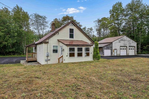 Photo of 657 W Swanzey Road, Swanzey, NH 03446 (MLS # 5109471)