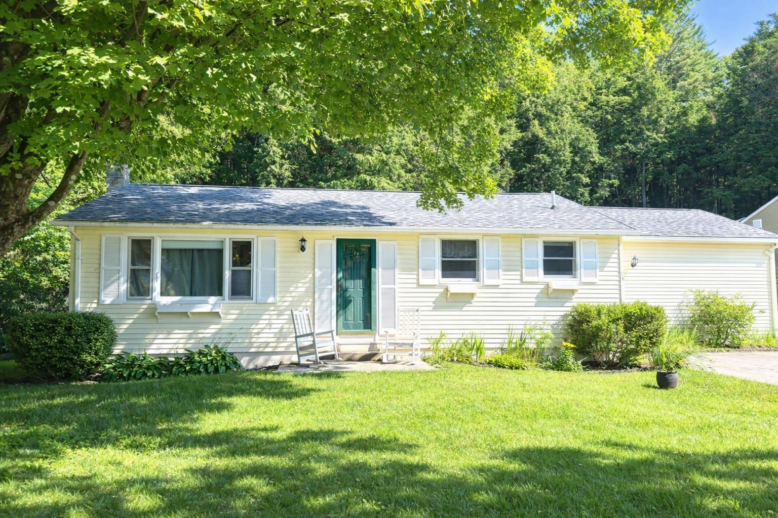 78 Carbonti Circle - Photo 2