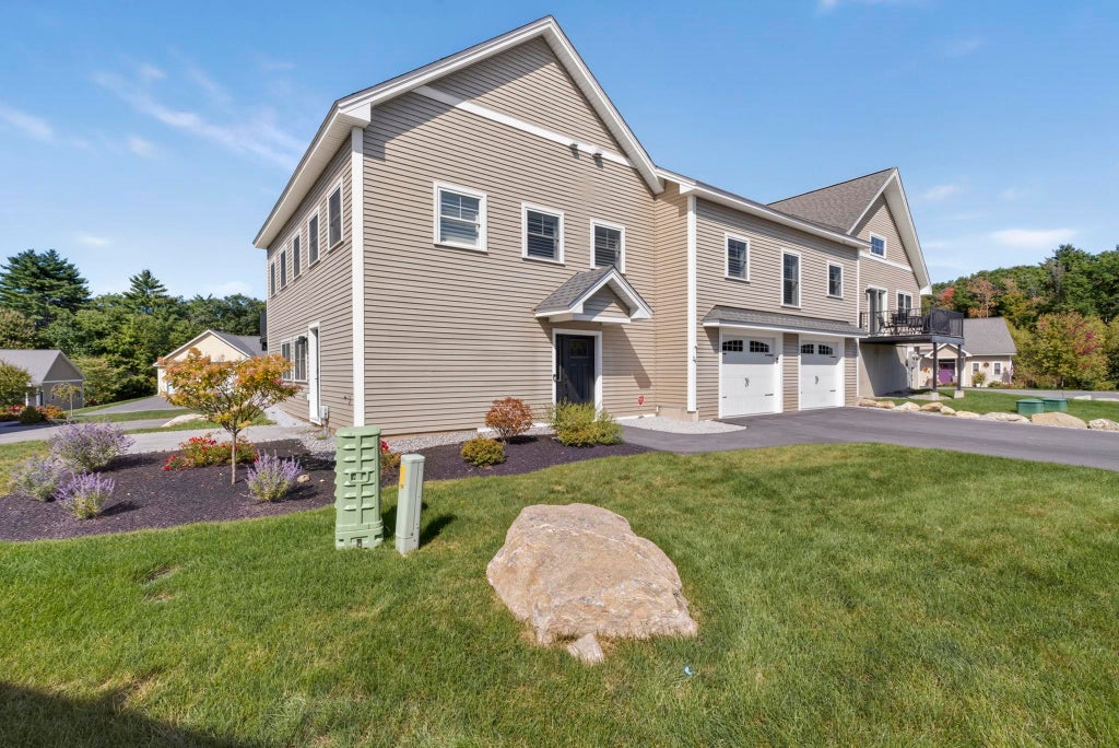 Photo of 24 John Hardie Way, Chichester, NH 03258 (MLS # 5111301)