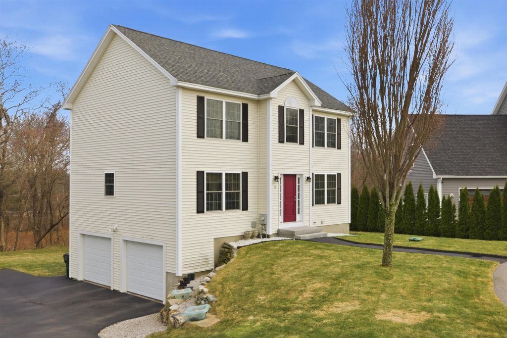 Photo of 40 Lavender Lane, Manchester, NH 03109 (MLS # 5083150)