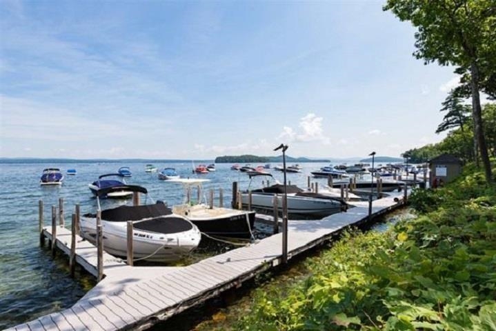2696 Lake Shore Road 109