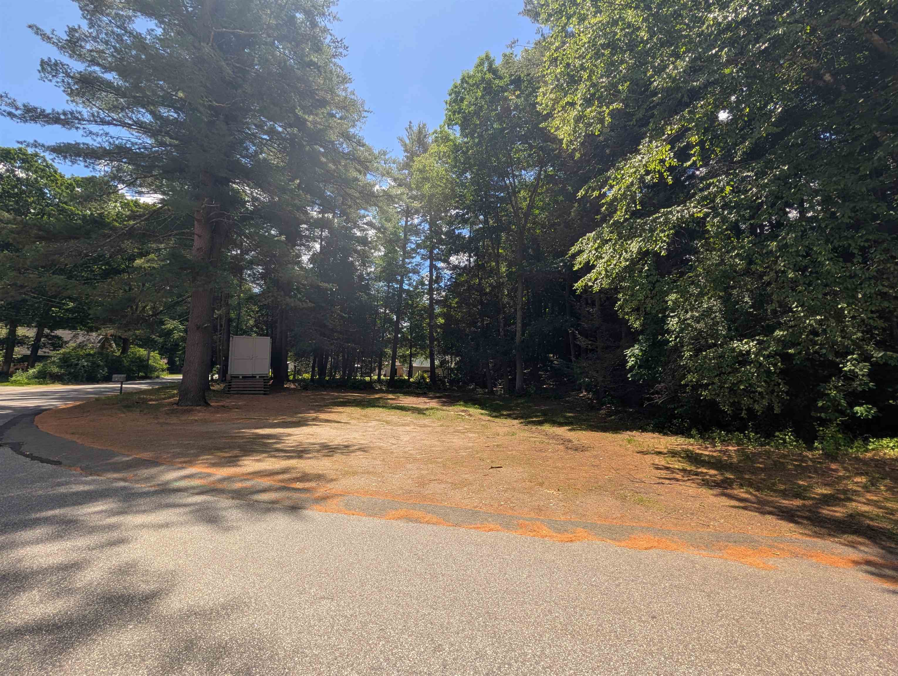 Lots 5 & 6 Lynchville Park Road and Bay Street