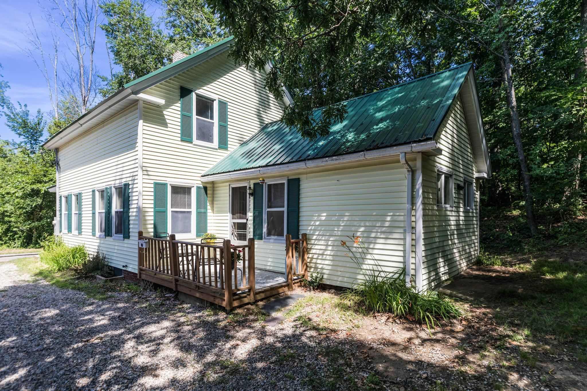 5 Tuttle Court