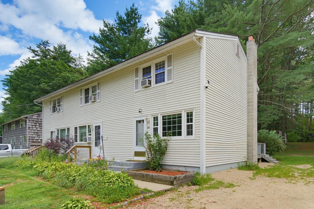 Photo of 10 Woodburn Drive #C, Litchfield, NH 03052 (MLS # 5105278)