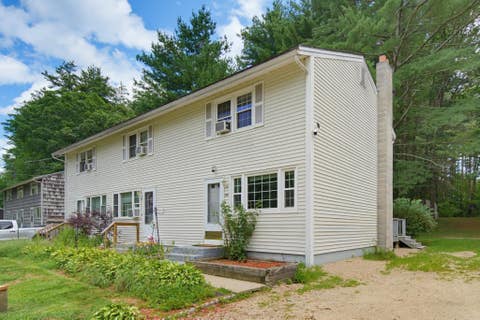 Photo of 10 Woodburn Drive #C, Litchfield, NH 03052 (MLS # 5105278)