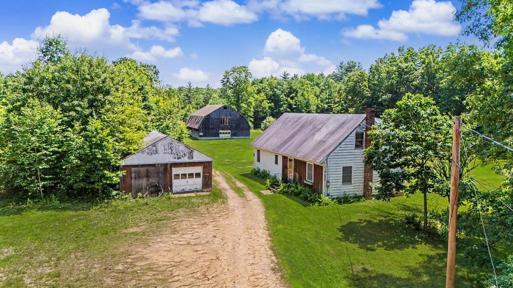 Photo of 540 Mountain Road, Concord, NH 03301 (MLS # 5100769)