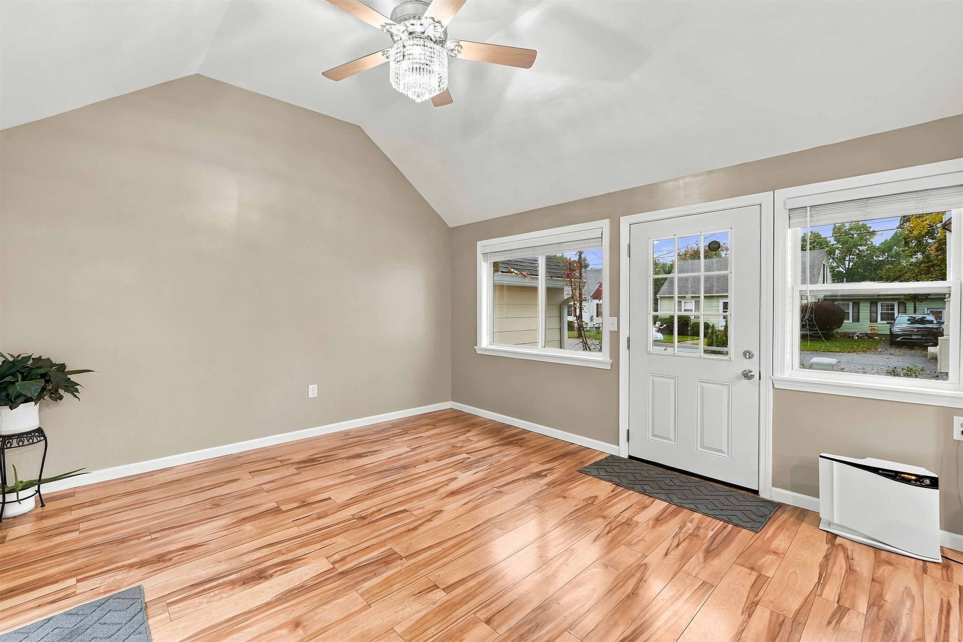 9 Belle Aire Avenue