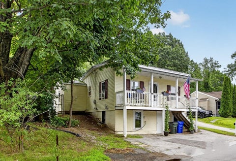 Photo of 91 Dunbar Street, Manchester, NH 03103 (MLS # 5101177)