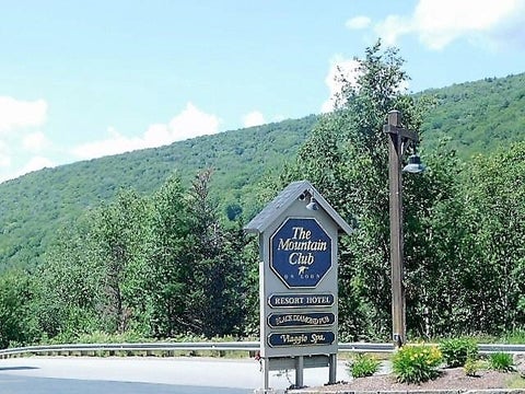 Photo of 90 Loon Mountain Road #1208C Slope-side, Lincoln, NH 03251 (MLS # 5111568)