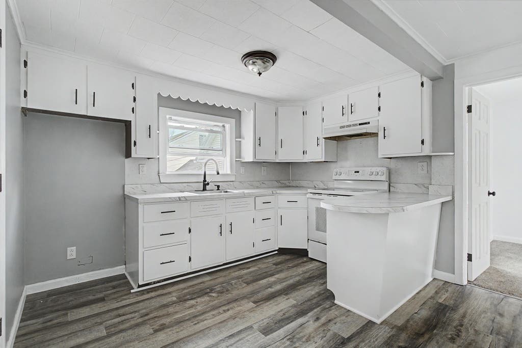 Photo of 257 Main Street, Somersworth, NH 03878 (MLS # 5104579)