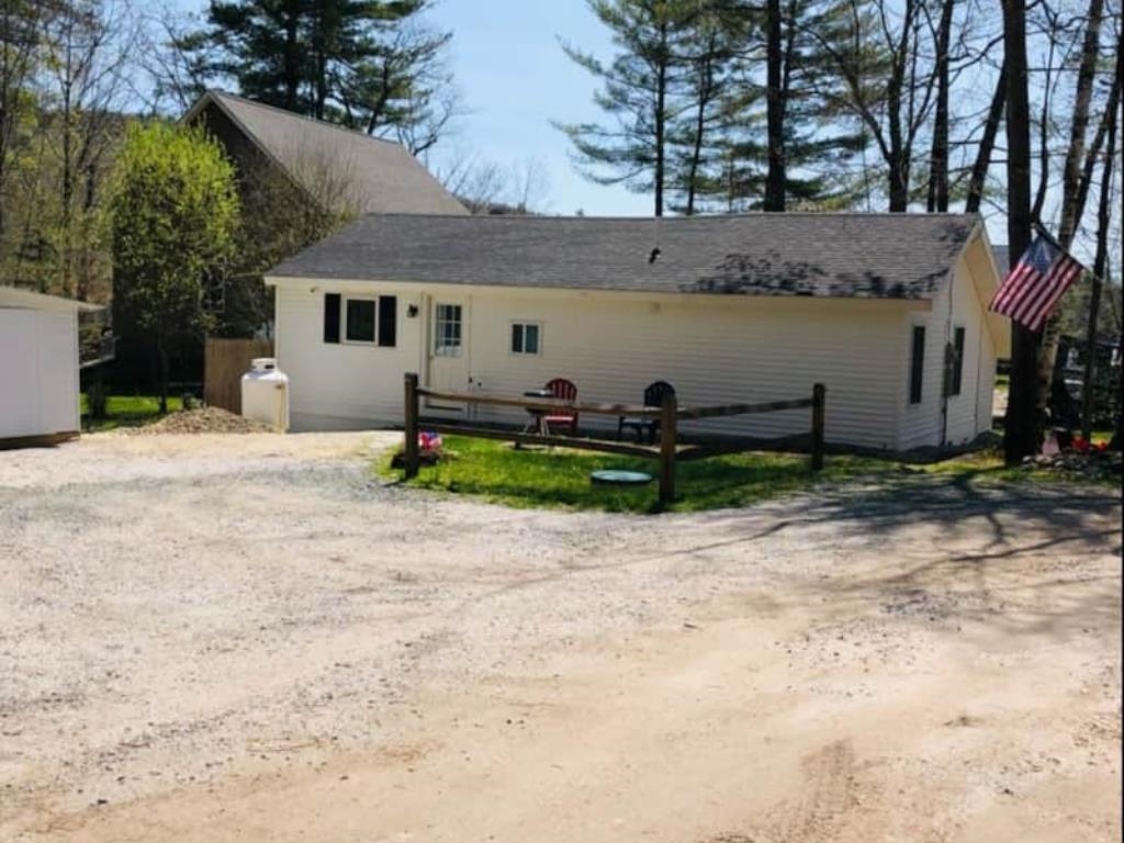 11 Indian Point Road